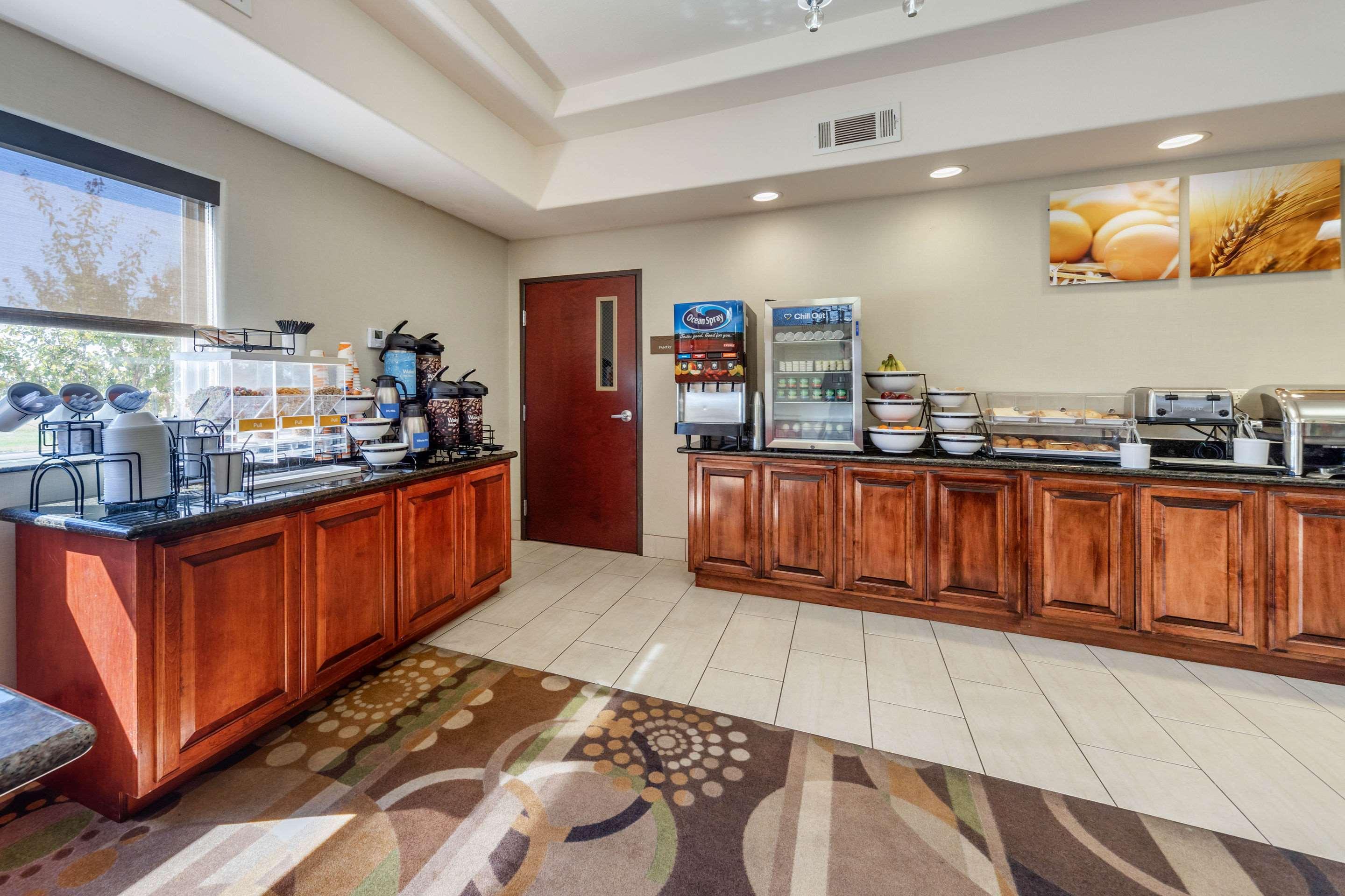 Comfort Inn & Suites Perry I-35 Экстерьер фото