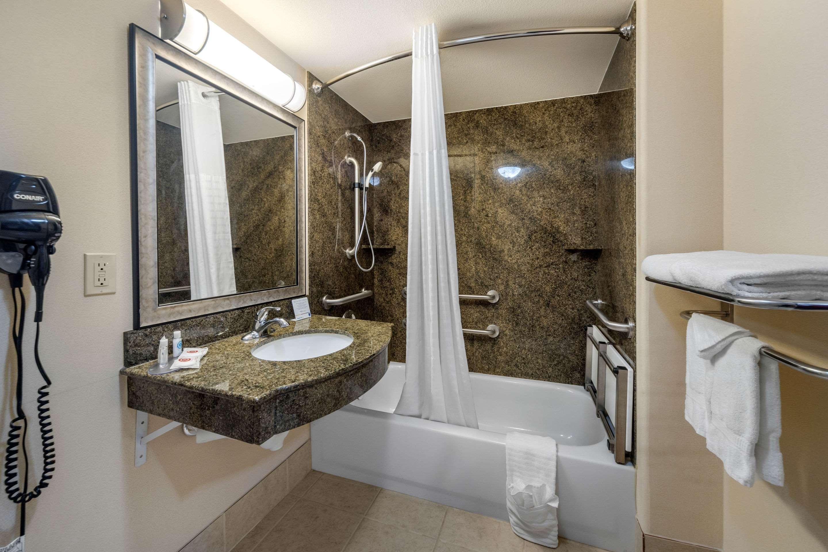 Comfort Inn & Suites Perry I-35 Экстерьер фото