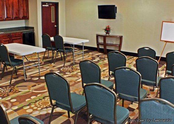Comfort Inn & Suites Perry I-35 Удобства фото
